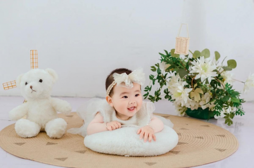 阳春四个月的孕妇肚子疼